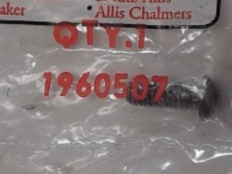 1960507 Screw for AGCO