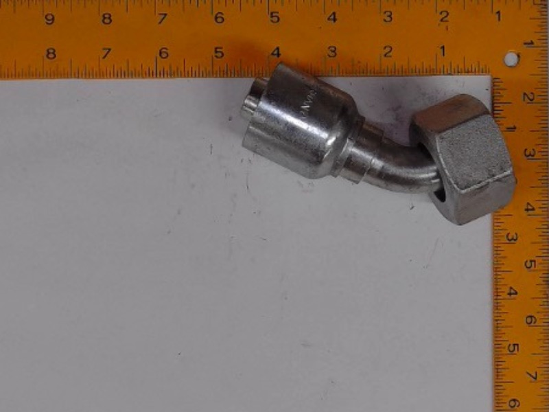 X10C43-25-12 Fitting for JOHN DEERE