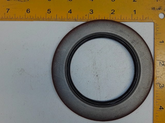 HT163-060 Seal for JOHN DEERE