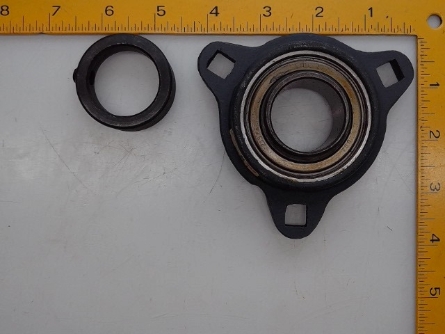010-32359 Bearing Flange for GEHL MANITOU