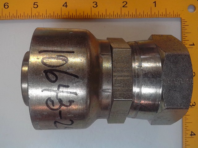 X10643-24-24 Fitting for JOHN DEERE