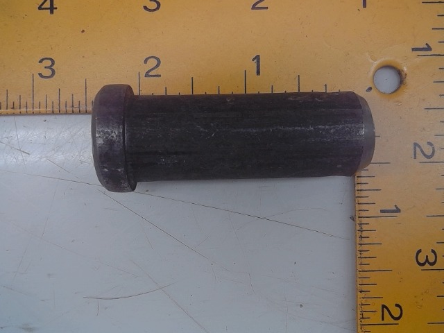 831148M1 AGCO Pin