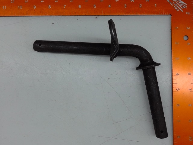 138-39 Pin for CUB CADET