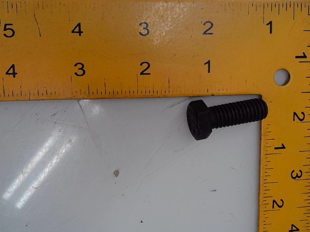 1923490 Screw for AGCO