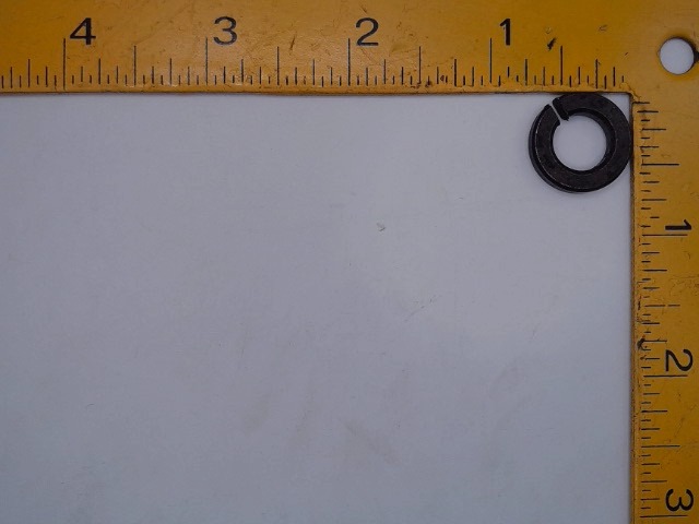 85801098 CASE Retainer