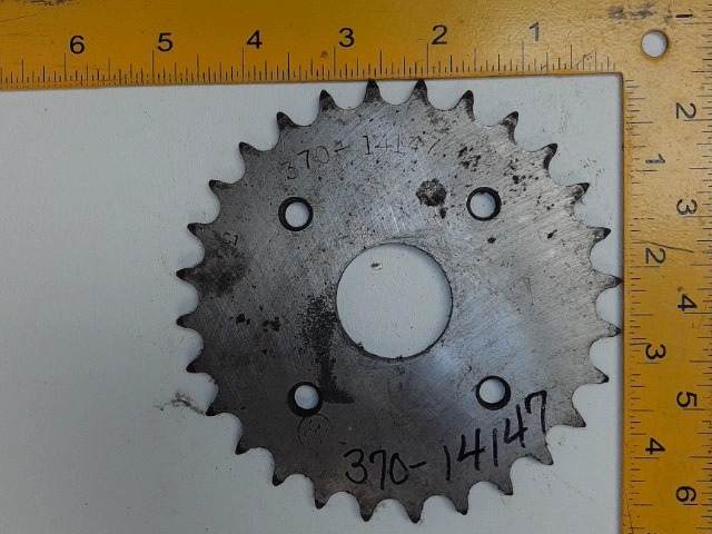 370-14147 Sprocket 28t for GEHL MANITOU