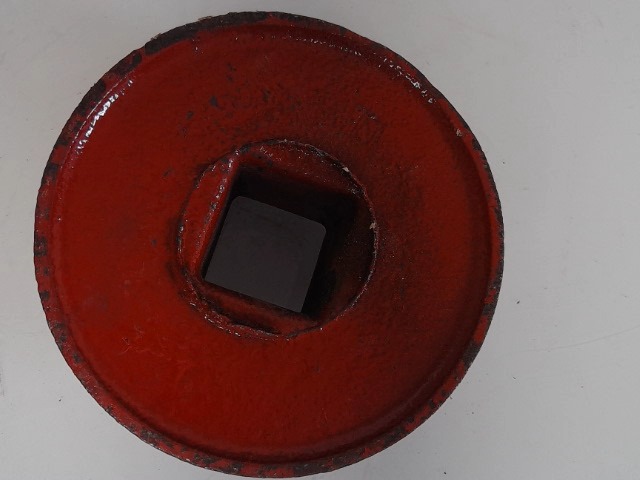 10-718 Hub for BUSHHOG KEWANEE