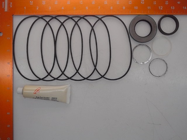 190-32744 Seal Kit for GEHL MANITOU