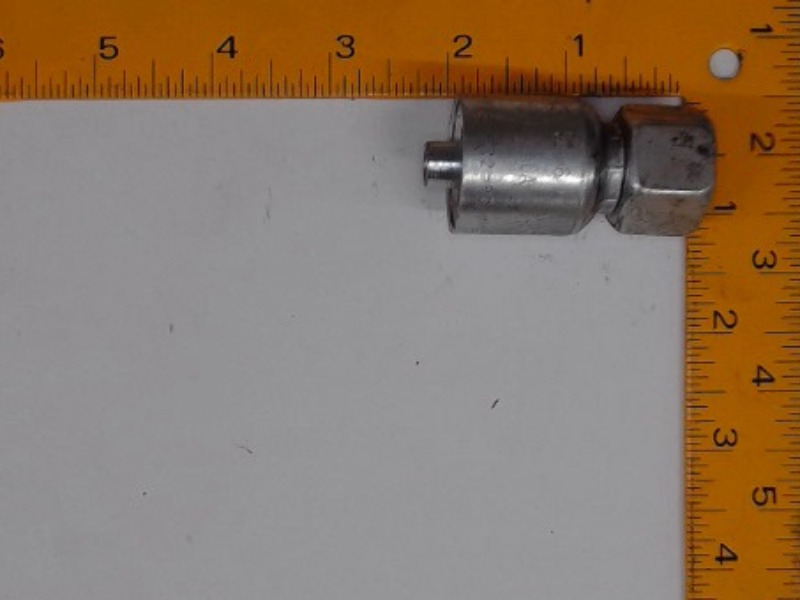 X1C943-12-6 Fitting for JOHN DEERE