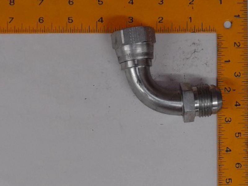 X39T3-12-12 Fitting for JOHN DEERE