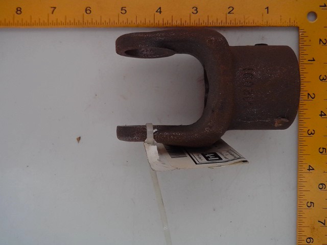 A-800-1216 Yoke for JOHN DEERE