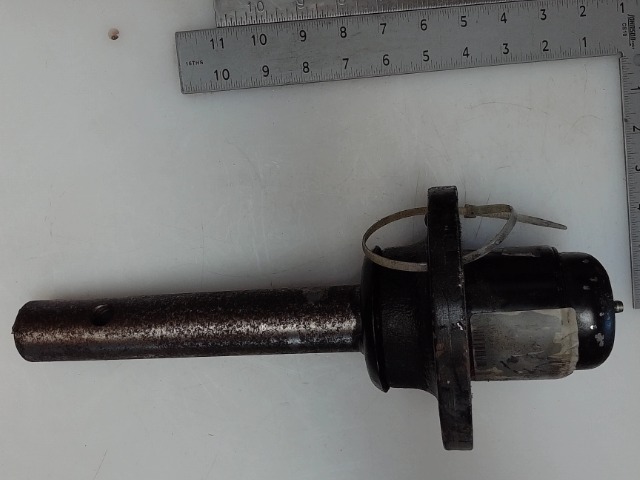 5WP1001020 Spindle&hub for JOHN DEERE