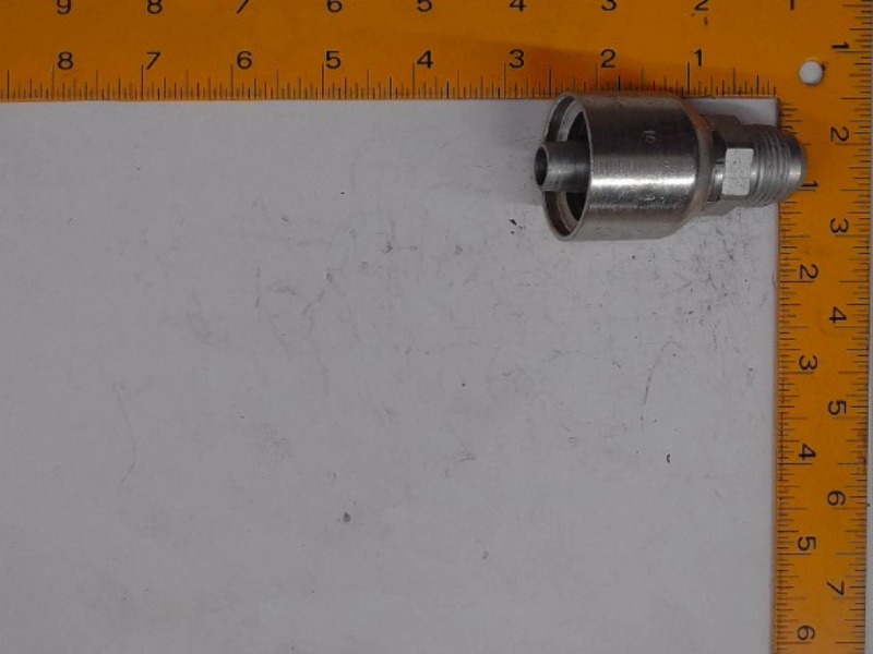 X10370-10-8 Fitting for JOHN DEERE