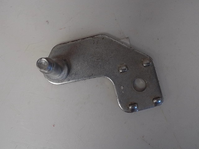 987-02332 Brkt for CUB CADET