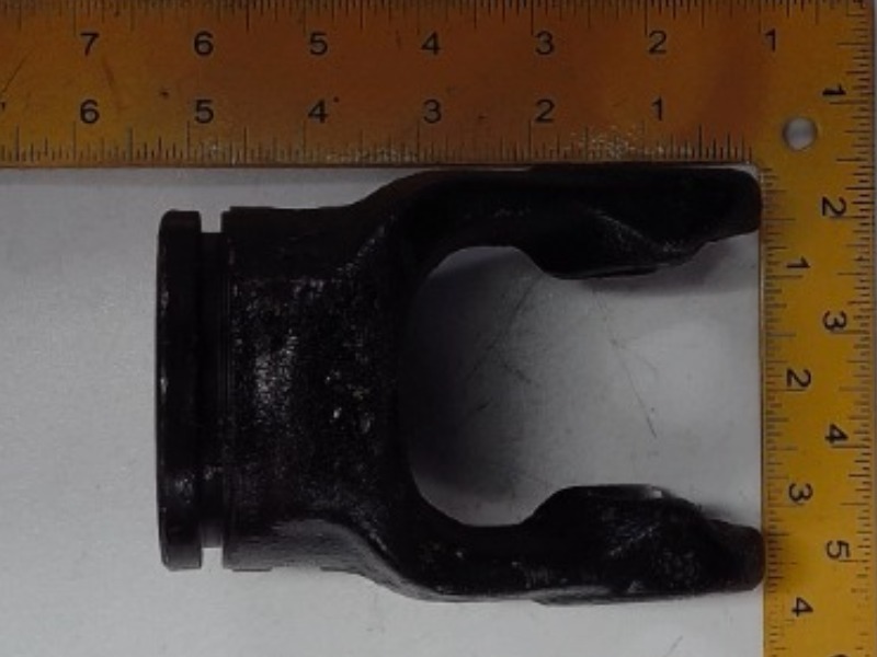 A-W43201 Yoke for JOHN DEERE