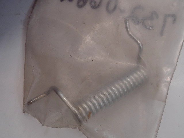 732-0662 Spring for CUB CADET