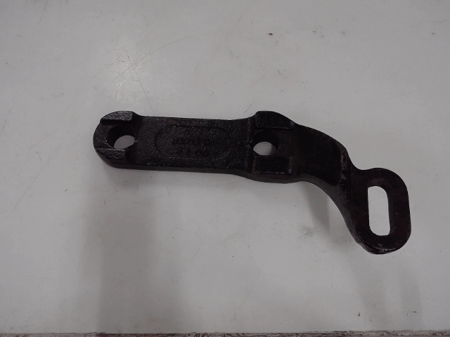 329523A1 Support