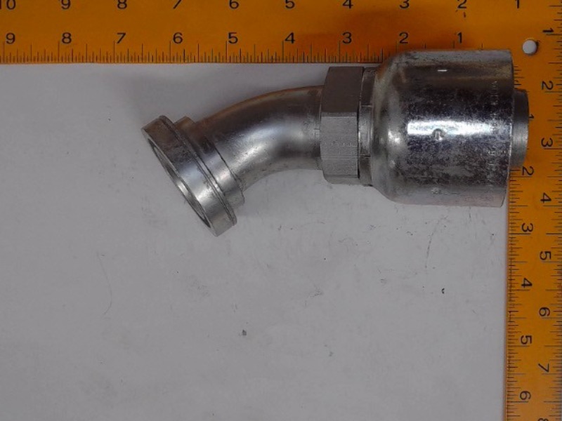 X16F71-20-20 Fitting for JOHN DEERE
