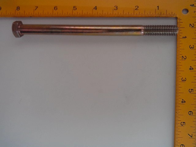413-8120 CASE Bolt
