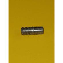 5S8462 Stud