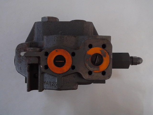 165963 Pump for AGCO