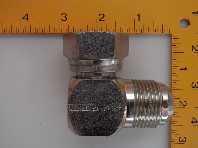 X14C6X-S 90 Fitting for JOHN DEERE