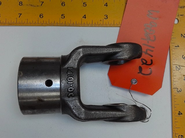 W802-1422 Yoke for AGCO