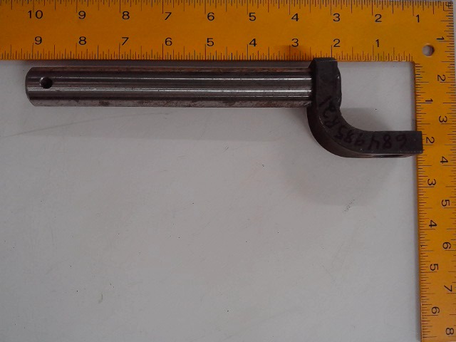 684985R21 Shaft for CUB CADET
