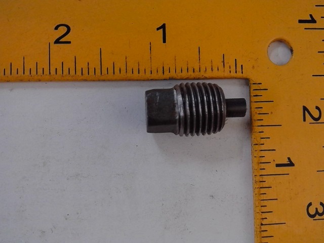 S2027 Plug for AGCO