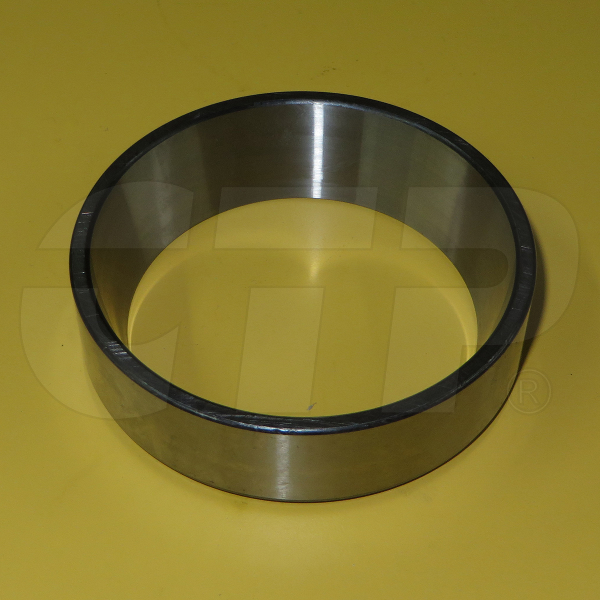2P8120 Cup Tapered
