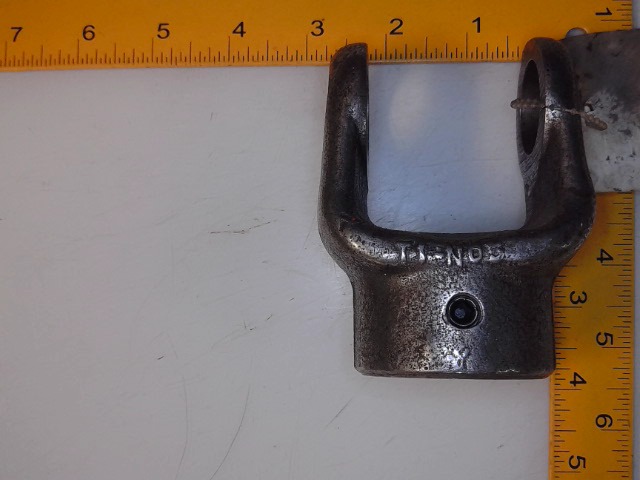 A-D068416 Yoke for JOHN DEERE