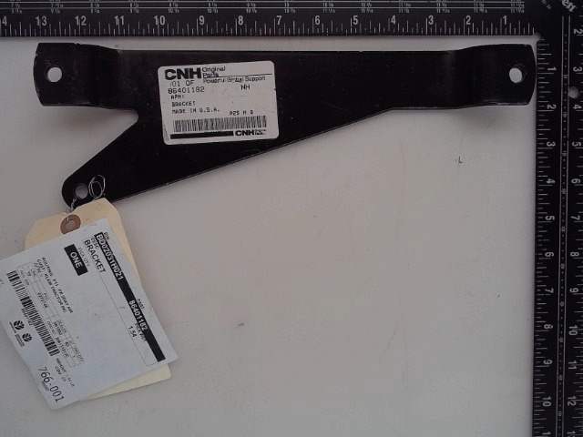 86401182 Bracket for CUB CADET