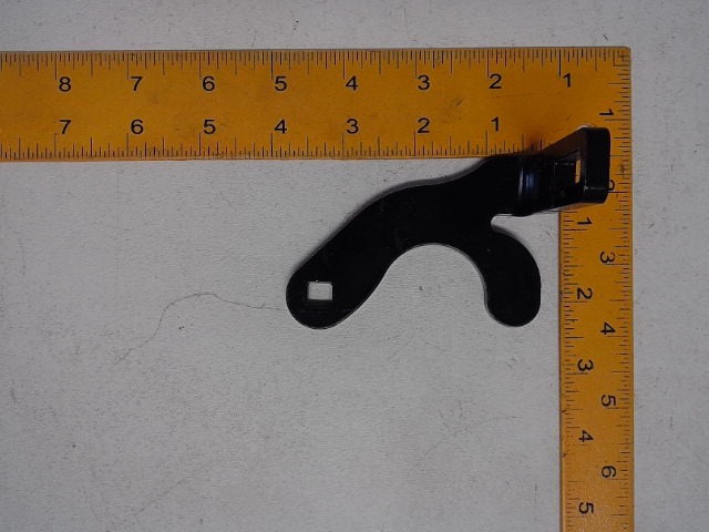 139649 MACDON Retainer Lock