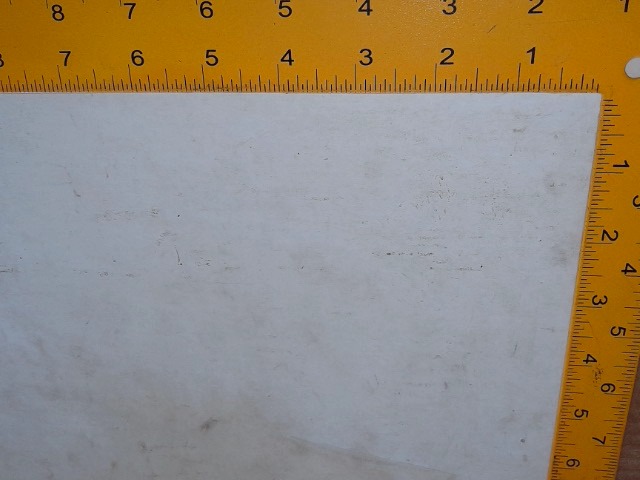 3762425 Screw