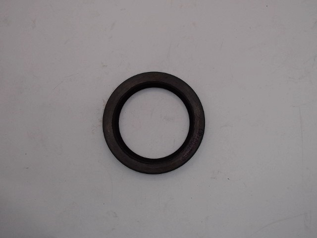 E1588 AGCO Seal