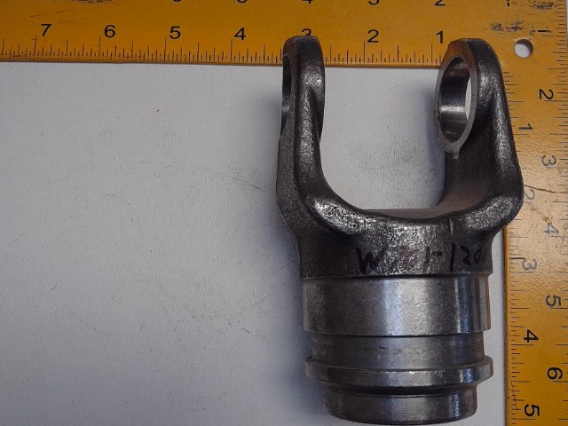 W701-1200 Yoke for AGCO
