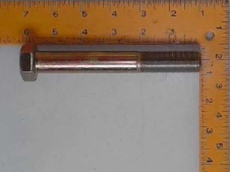01006590 Bolt G5 for CUB CADET