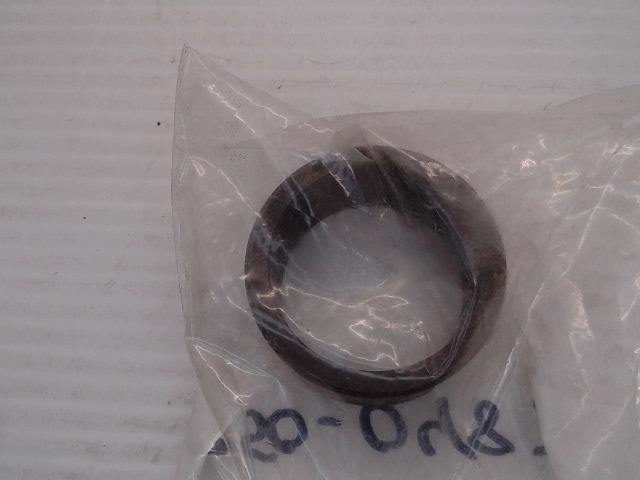 750-04877 Spcr for CUB CADET