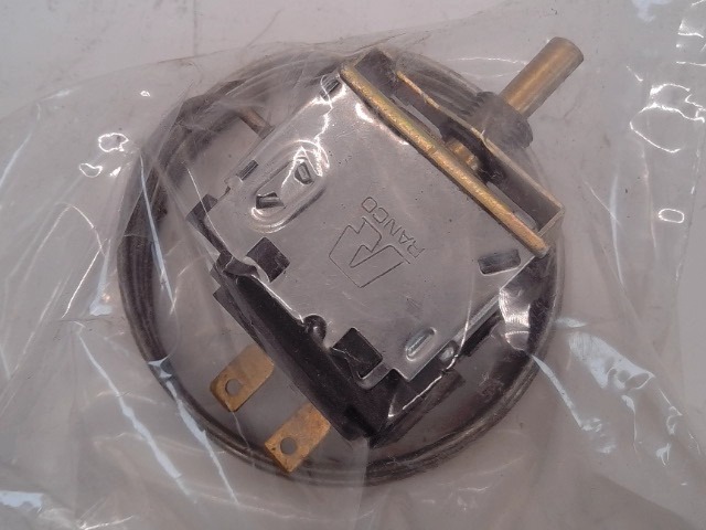 31-2750267 Thermostat for AGCO