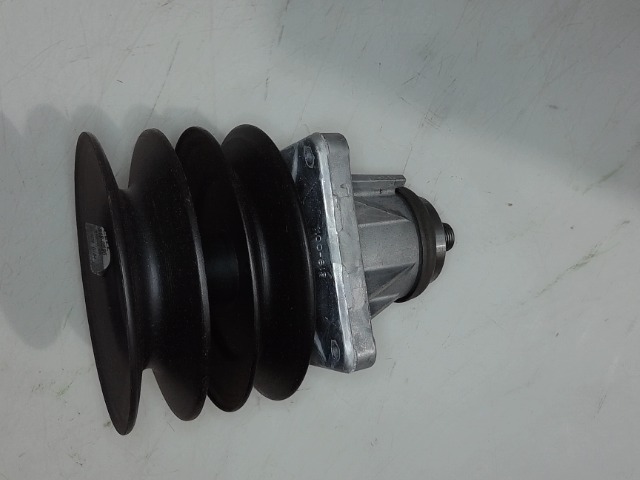 918-0596 Spindle for CUB CADET