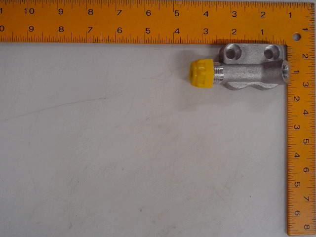 A-RE10981 Manifold for JOHN DEERE