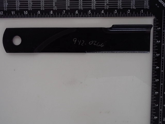 942-0266 Blade for CUB CADET