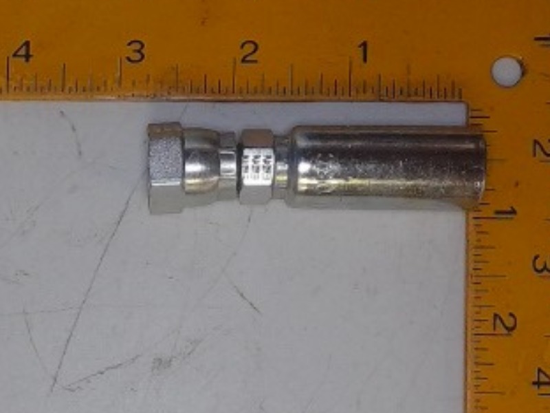 04U-08CD Fitting for AGCO