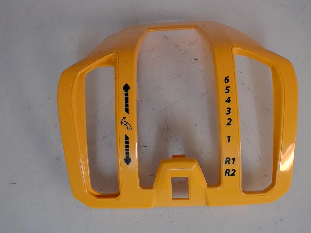 631-05636 Dash for CUB CADET