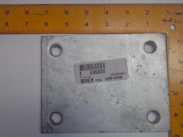 E95820 Plate for JOHN DEERE