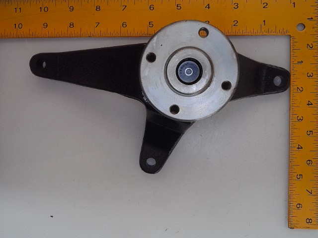 19077-74100 Bracket