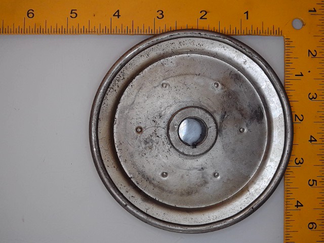 LB740330 KOMATSU Pulley