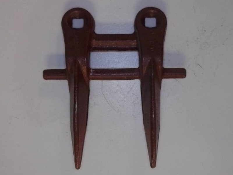 H483500R3 Guard for AGCO