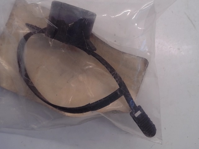 A32905 Cap