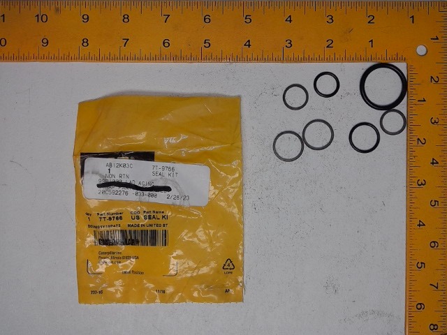 7T9766 Seal-kit for CATERPILLAR